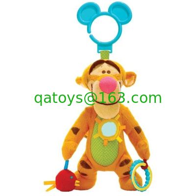 ディズニーの赤ん坊のプラシ天はミッキー マウス/ミニー マウス/Tigger/Dumbo をもてあそびます