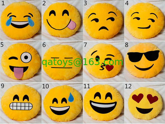 家の装飾のための 22 の様式の Emoji の顔文字の黄色および円形の詰められたクッションおよび枕