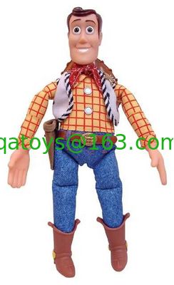 ディズニーの漫画音楽プラシ天はPixarトイ・ストーリーの話す保安官のWoodyのアクション・フィギュアをもてあそびます